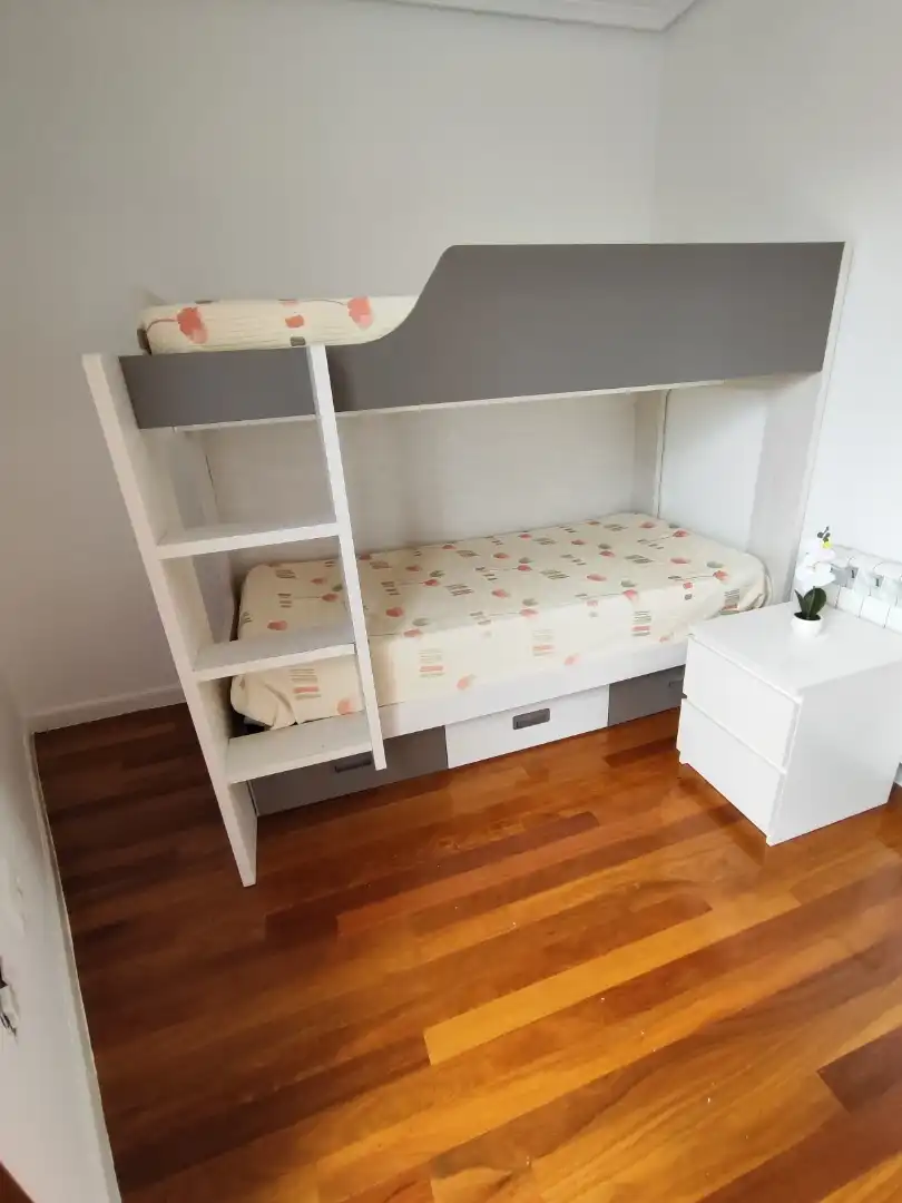 Habitación de Ático de alquiler en Ramales de la Victoria con Calefacción, Jardín privado y Parquet