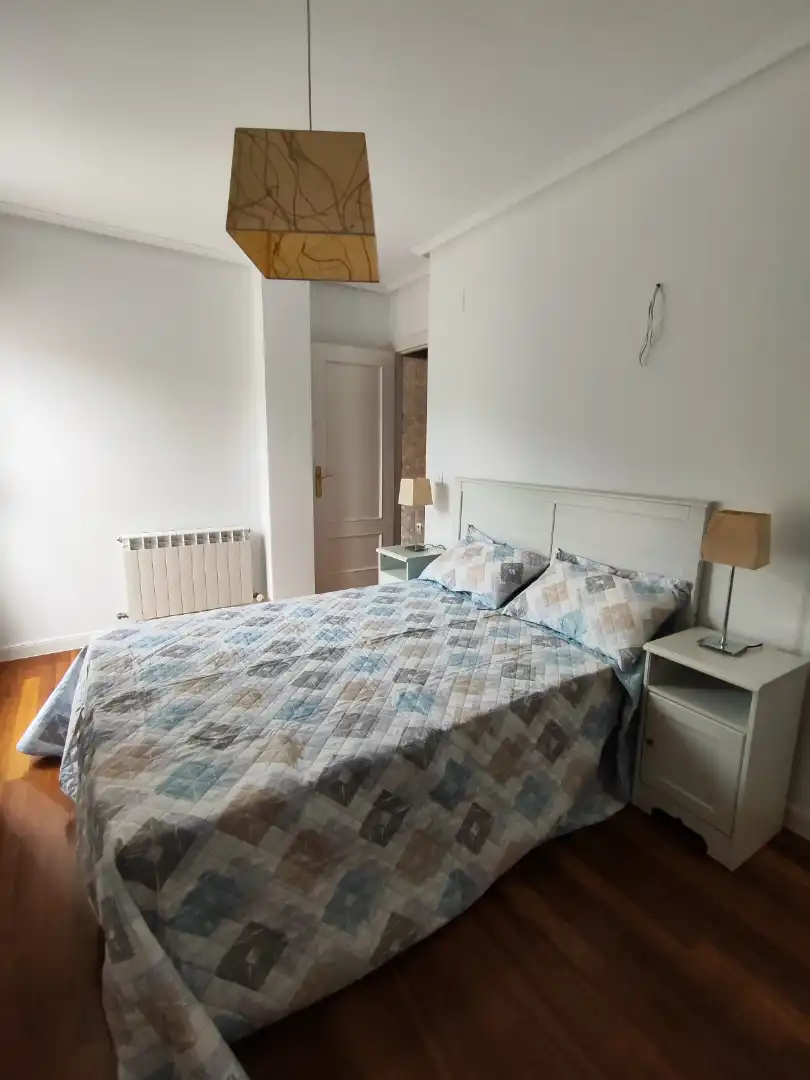 Habitación de Ático de alquiler en Ramales de la Victoria con Calefacción, Jardín privado y Parquet