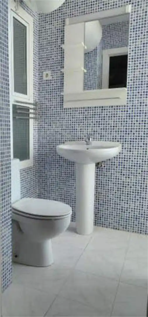 Flat for sale in Canillas Bathroom of Flat for sale in Madrid with Terrace
