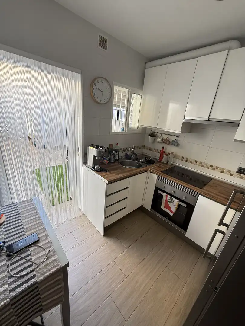 Casa adosada en venta en Avenida Manuel Rodríguez, 19, Los Almendros - El Limonero - El Tomillar Cocina de Casa adosada en venta en Málaga Capital con Aire acondicionado y Terraza