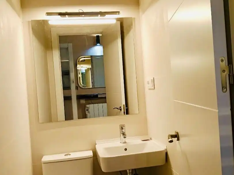 Flat for rent in Calle de Francisco Silvela, 62, Guindalera Bathroom of Flat for rent in Madrid Capital