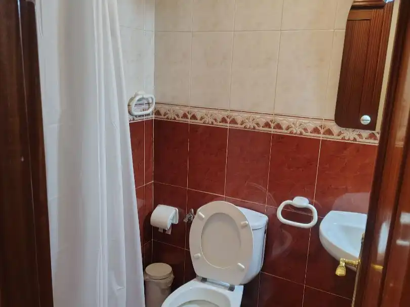 Bathroom of Flat for rent in Villanueva de la Cañada  with Air Conditioner, Terrace and Balcony