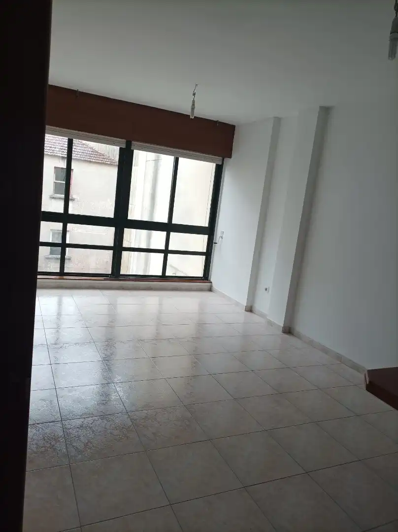 Piso de alquiler en Redondela con Calefacción, Parquet y Terraza