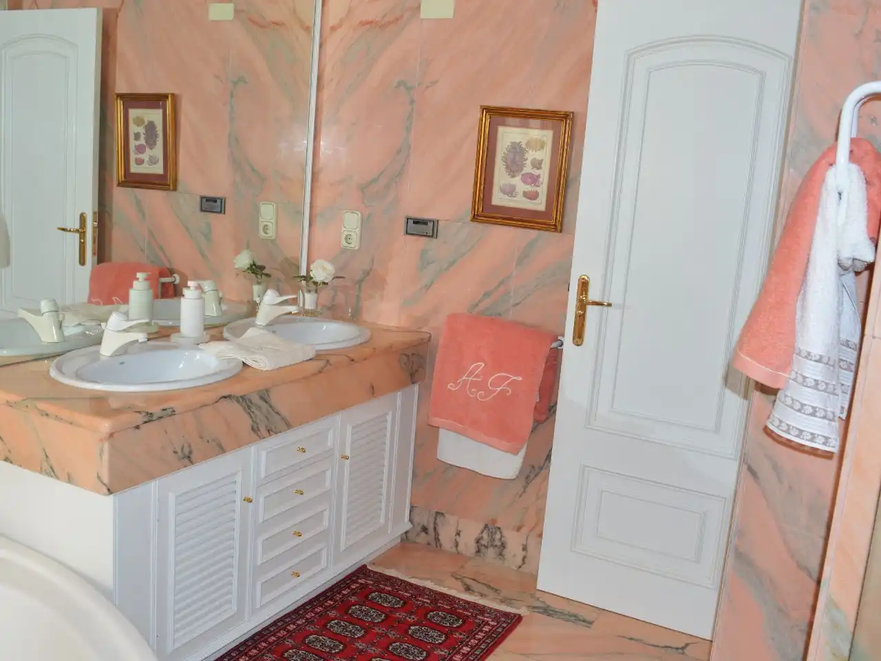 Casa o xalet en venda a Camino Urbanización el Zorongo, 1, Peña el Zorongo Bany de Casa o xalet en venda en Zaragoza Capital amb Aire condicionat, Terrassa i Piscina