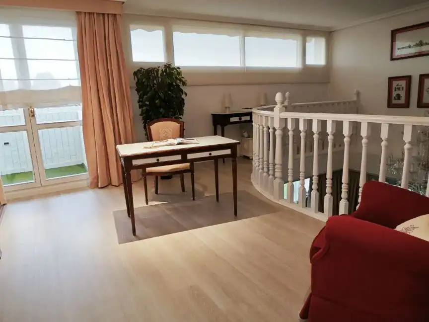Casa o xalet en venda a Camino Urbanización el Zorongo, 1, Peña el Zorongo Menjador de Casa o xalet en venda en Zaragoza Capital amb Aire condicionat, Terrassa i Piscina