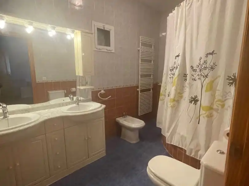 Casa o chalet en venta en Calle 4, 51, Almensilla Baño de Casa o chalet en venta en Almensilla con Terraza y Piscina