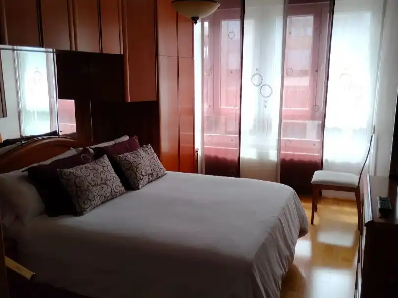 Bedroom of Flat for rent in Palencia Capital