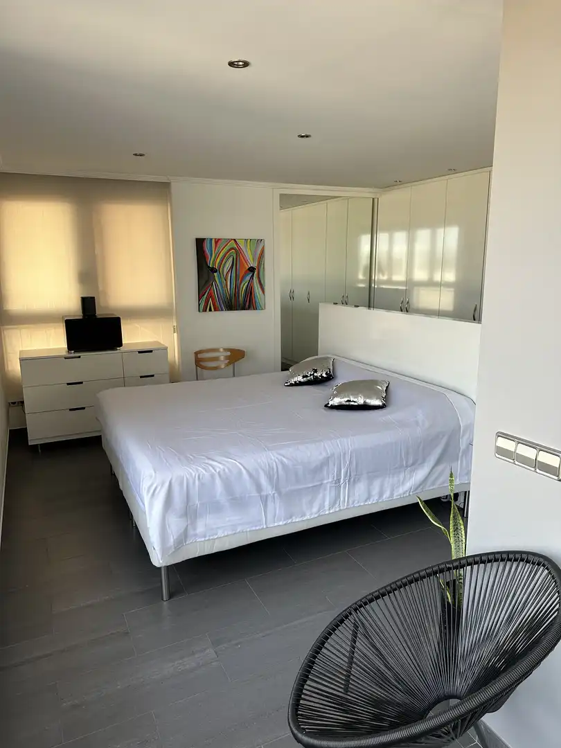 Attic for sale in Avenida Doctor Gregorio Marañón, 62, Playa del Acequión, Náufragos y Rocío del Mar Bedroom of Attic for sale in Torrevieja with Air Conditioner and Swimming Pool