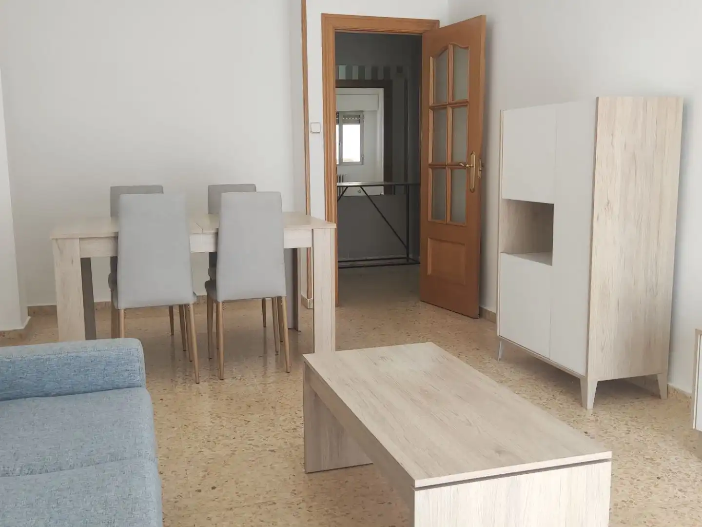 Wohnung zur Miete in Calle Concepción, 50, Albacete Capital Wohnzimmer von Wohnung zur Miete in Albacete Capital mit Balkon