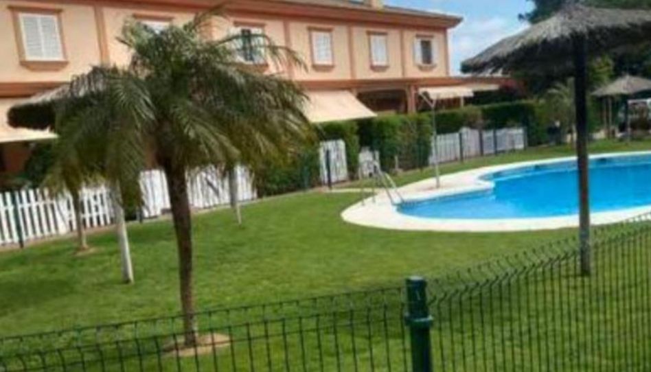 Casa adosada en venda a Avenida Juan Carlos I, 1, Costa Ballena - Largo Norte, Rota - imatge 1 Foto 1 de Casa adosada en venda a Avenida Juan Carlos I, 1, Costa Ballena - Largo Norte, Rota