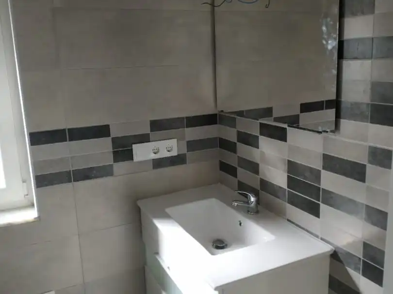 Flat for sale in Calle de las Acacias, 24, Garrido Norte Bathroom of Flat for sale in Salamanca Capital with Terrace
