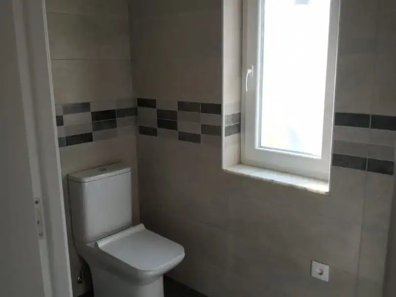 Flat for sale in Calle de las Acacias, 24, Garrido Norte Bathroom of Flat for sale in Salamanca Capital with Terrace