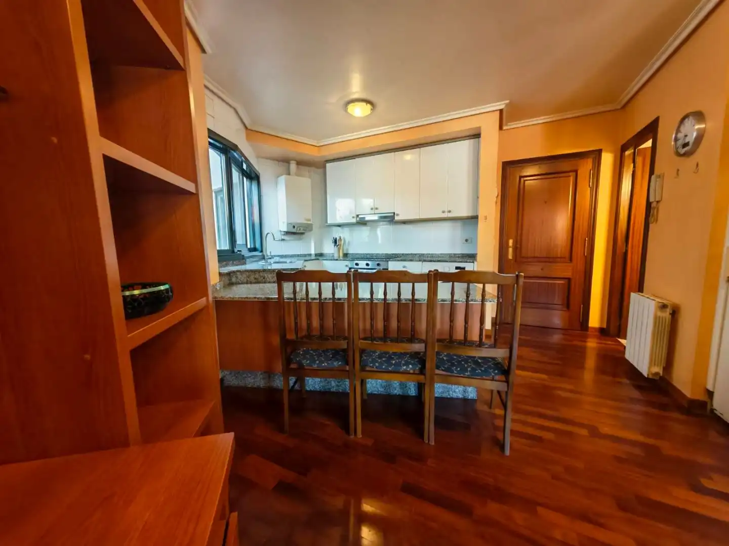 Kitchen of Study for rent in Vigo   with Heating, Parquet flooring and Storage room