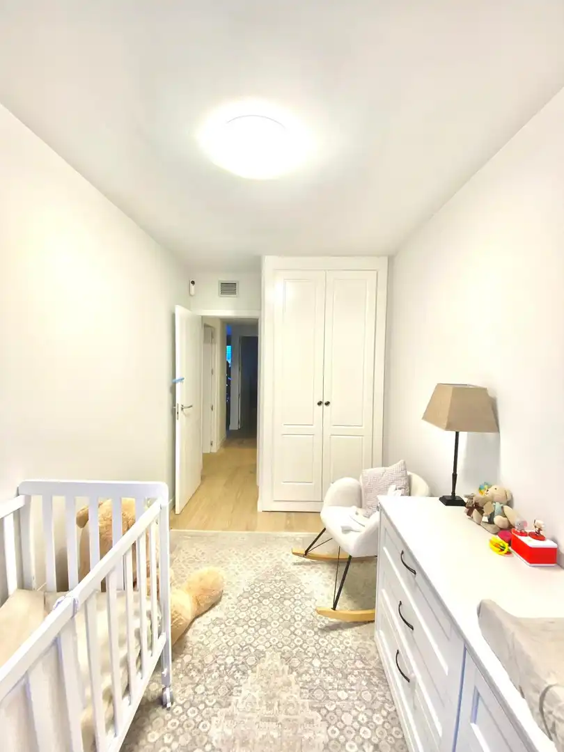 Schlafzimmer von Wohnung zum Verkauf in  Madrid Capital mit Klimaanlage und Schwimmbad