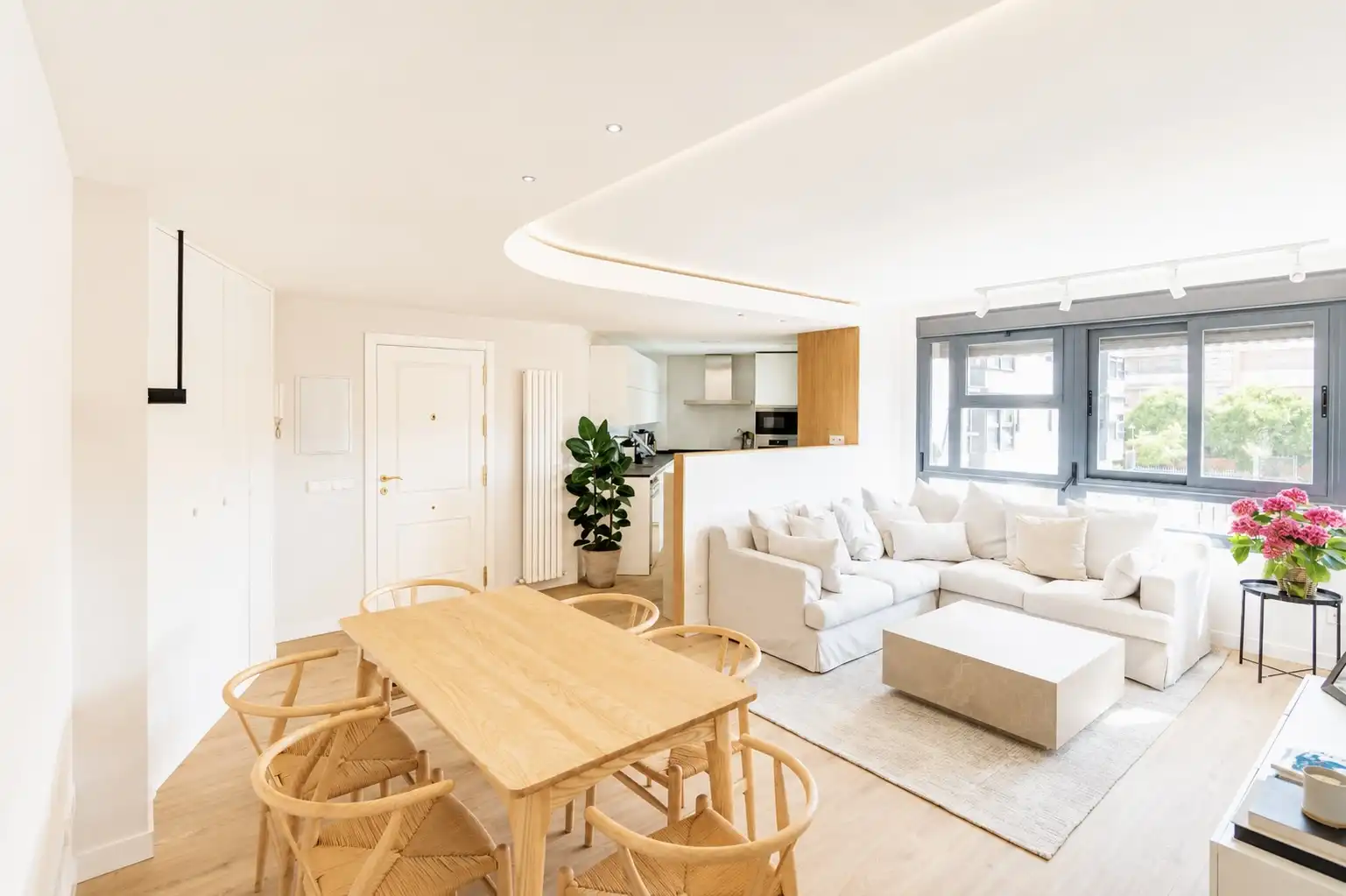 Wohnzimmer von Wohnung zum Verkauf in  Madrid Capital mit Klimaanlage und Schwimmbad
