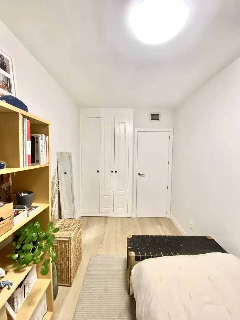 Schlafzimmer von Wohnung zum Verkauf in  Madrid Capital mit Klimaanlage und Schwimmbad