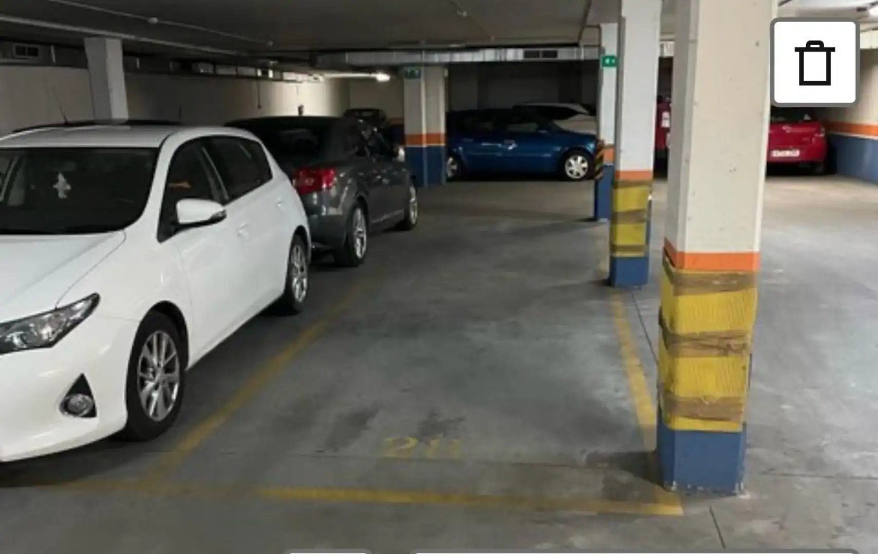 Parking of Garage for rent in Palencia