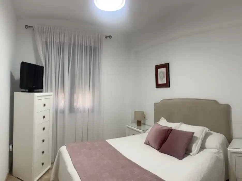 Piso en venta en Calle San Marcos, 139, Fernán-Núñez Habitación de Piso en venta en Fernán-Núñez con Aire acondicionado, Trastero y Videoportero