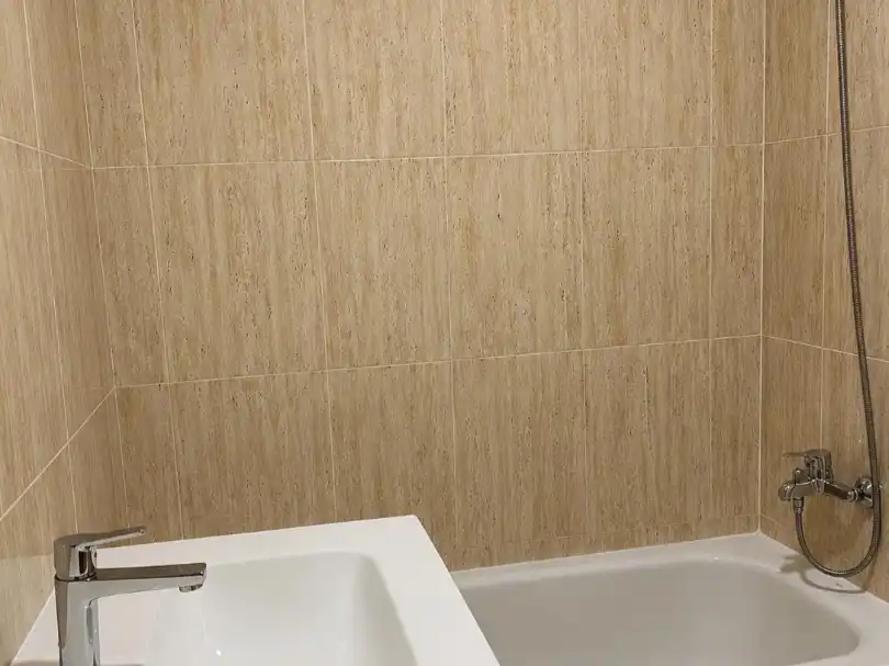 Piso en venta en Calle San Marcos, 139, Fernán-Núñez Baño de Piso en venta en Fernán-Núñez con Aire acondicionado, Trastero y Videoportero