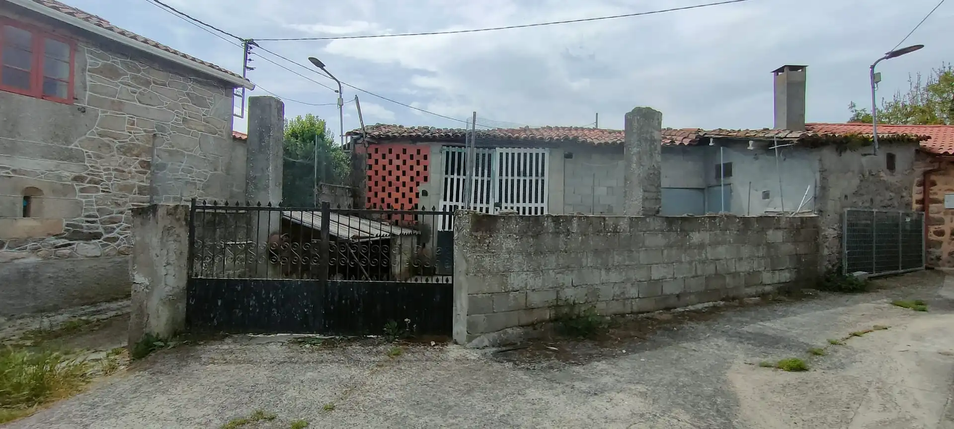 Vista exterior de Casa adosada en venta en Antas de Ulla