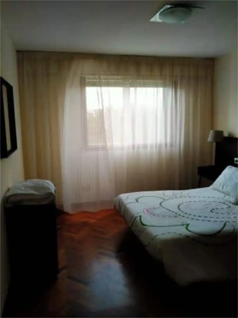 Piso de alquiler en Perillo Habitación de Piso de alquiler en Oleiros con Calefacción y Amueblado