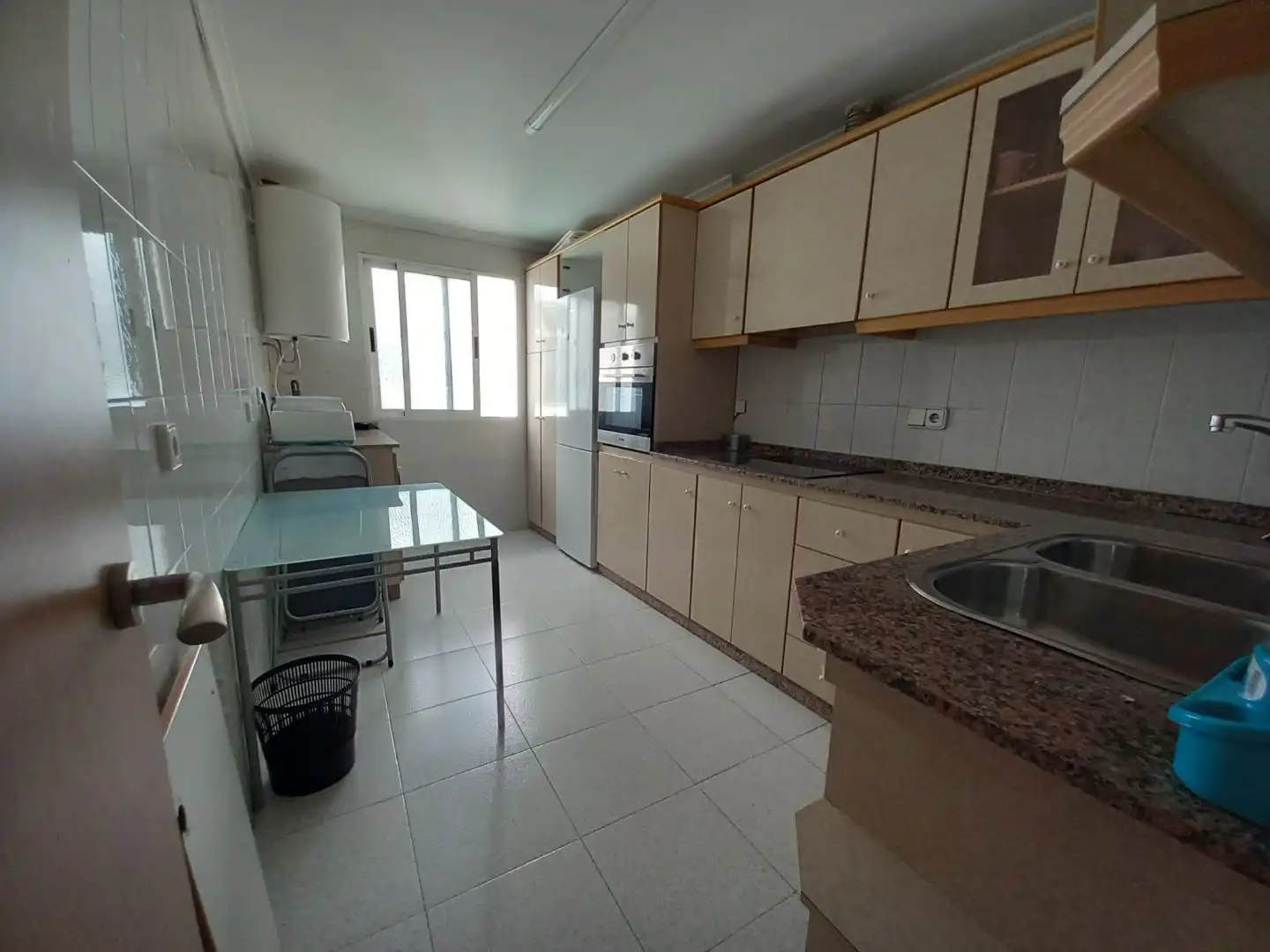 Piso de alquiler en Calle Bautista Aznar, 2, Centro Cocina de Piso de alquiler en San Vicente del Raspeig / Sant Vicent del Raspeig con Aire acondicionado, Terraza y Balcón