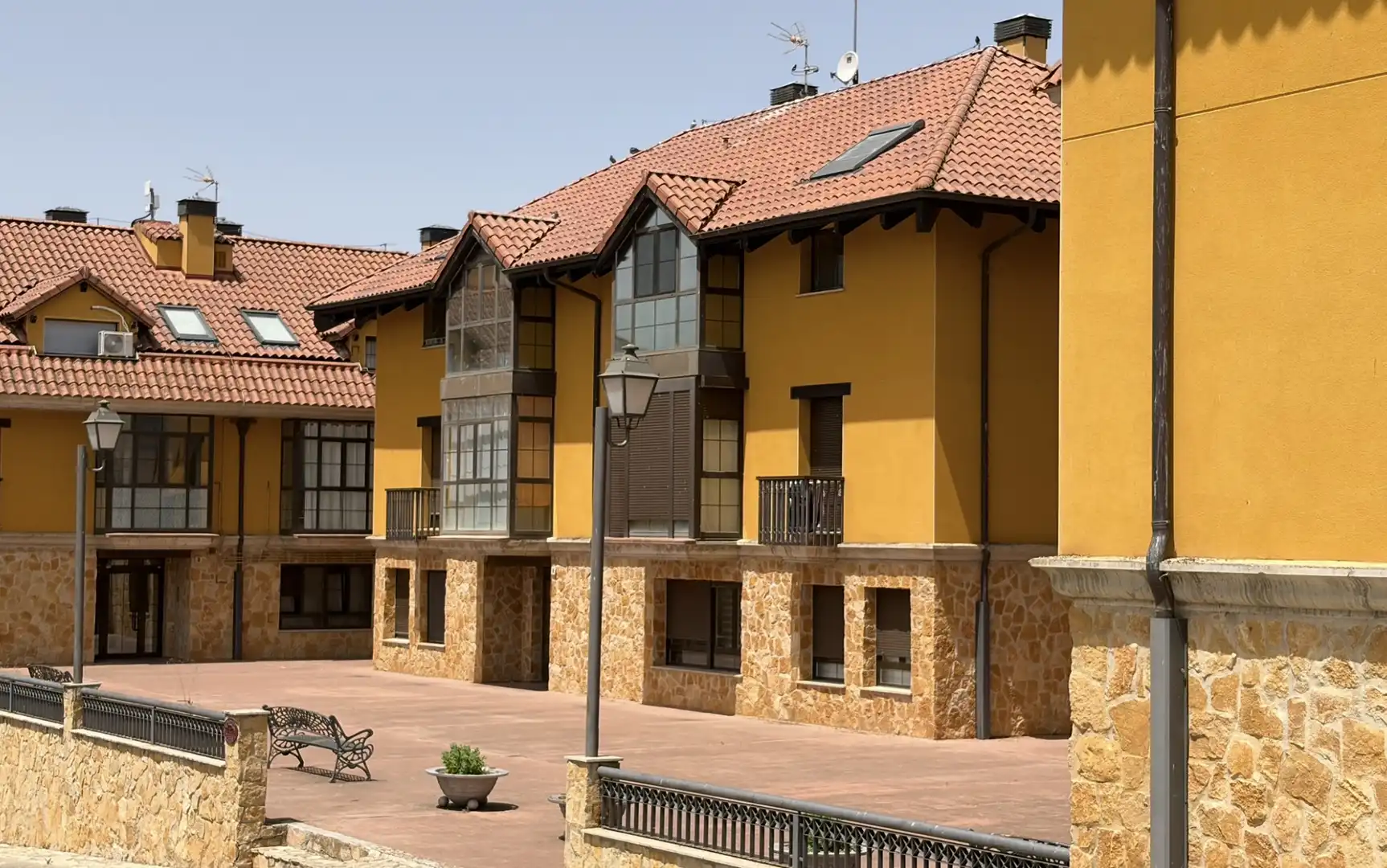Piso en venta en Calle Camino de Velilla, 6, Garray Vista exterior de Piso en venta en Garray