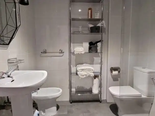 Piso de alquiler en Rúa da Cruz de San Pedro, 7, Concheiros - Fontiñas Baño de Piso de alquiler en Santiago de Compostela con Calefacción, Parquet y Terraza