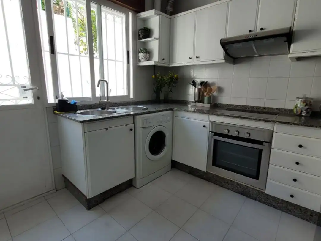 Piso de alquiler en Rúa da Cruz de San Pedro, 7, Concheiros - Fontiñas Cocina de Piso de alquiler en Santiago de Compostela con Calefacción, Parquet y Terraza