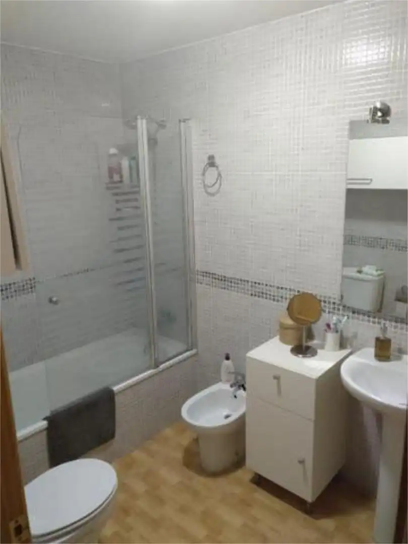 Baño de Piso de alquiler en Zafra con Terraza y Amueblado