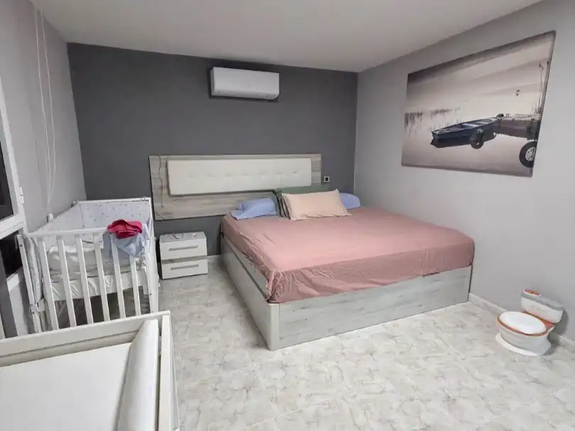 Habitación de Dúplex en venta en Santa Lucía de Tirajana con Aire acondicionado, Jardín privado y Terraza
