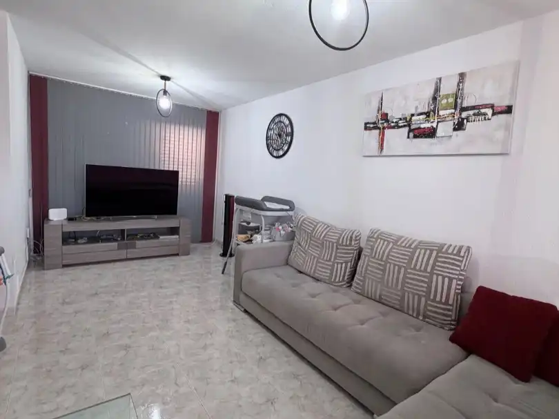 Sala de estar de Dúplex en venta en Santa Lucía de Tirajana con Aire acondicionado, Jardín privado y Terraza