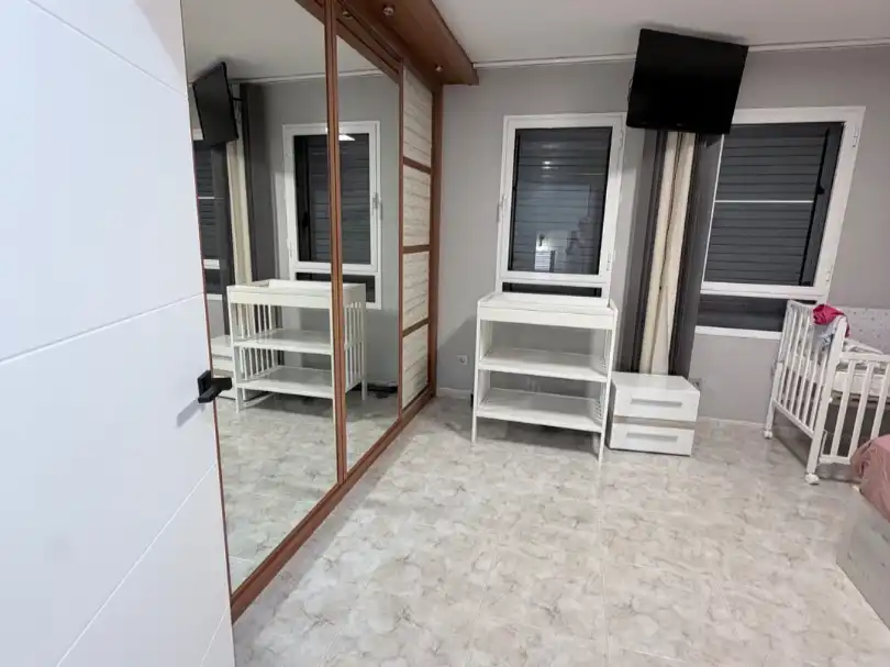 Habitación de Dúplex en venta en Santa Lucía de Tirajana con Aire acondicionado, Jardín privado y Terraza