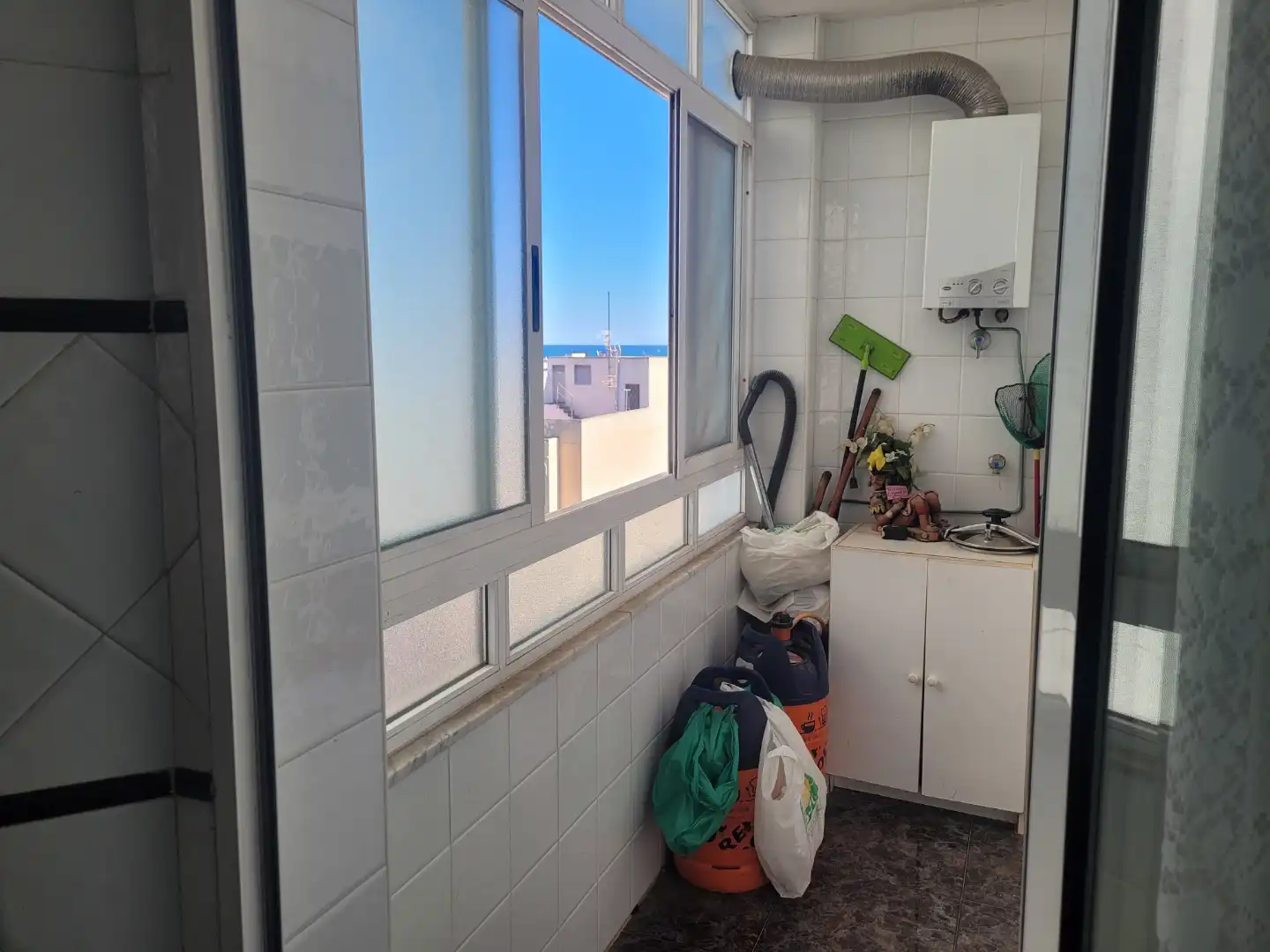Ático en venta en Calle Molivent, 17, Pueblo Cocina de Ático en venta en Guardamar del Segura con Aire acondicionado y Terraza