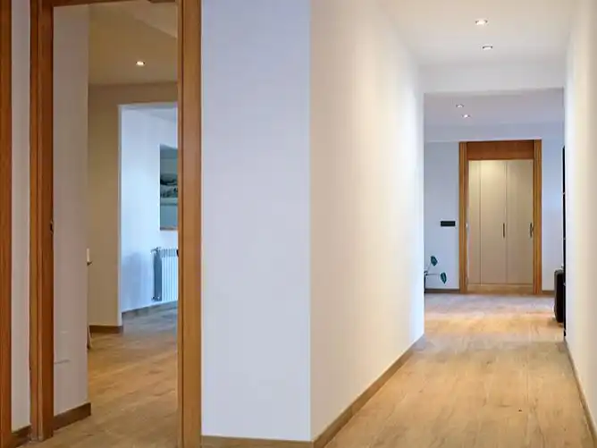 Piso en venta en Calle Valdenoja, 27, Valdenoja Piso en venta en Santander con Terraza y Parking comunitario