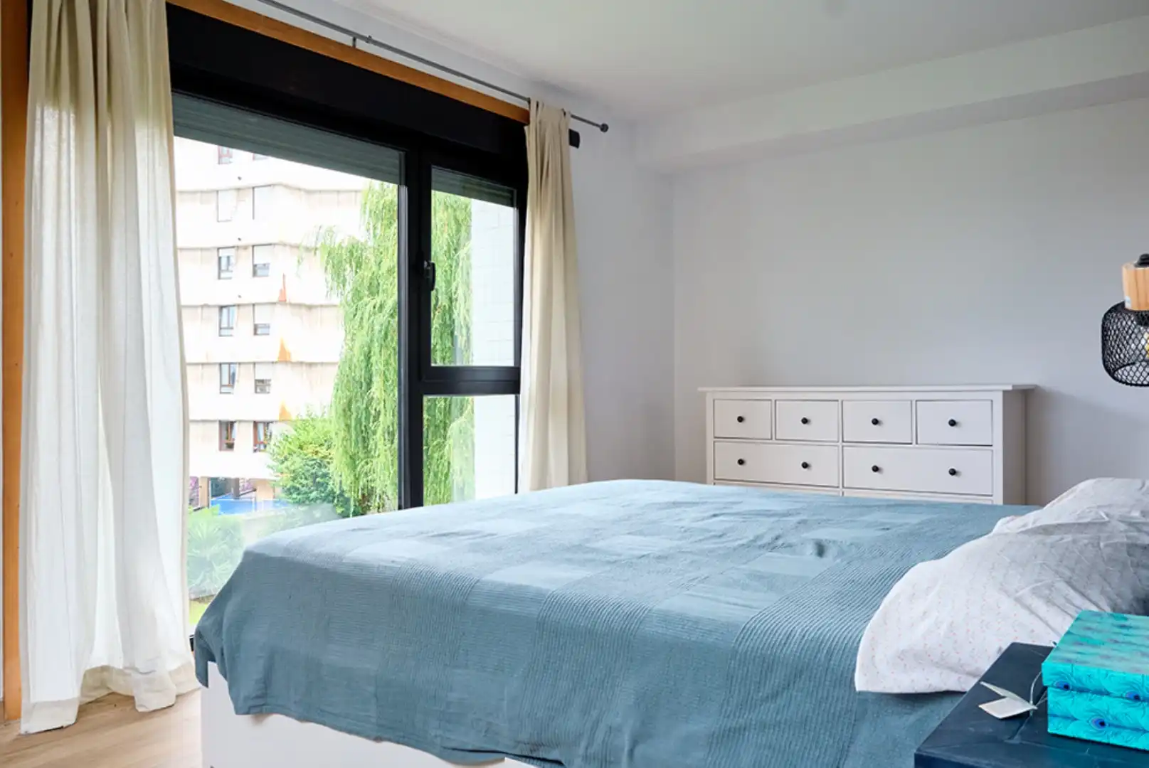 Piso en venta en Calle Valdenoja, 27, Valdenoja Habitación de Piso en venta en Santander con Terraza y Parking comunitario