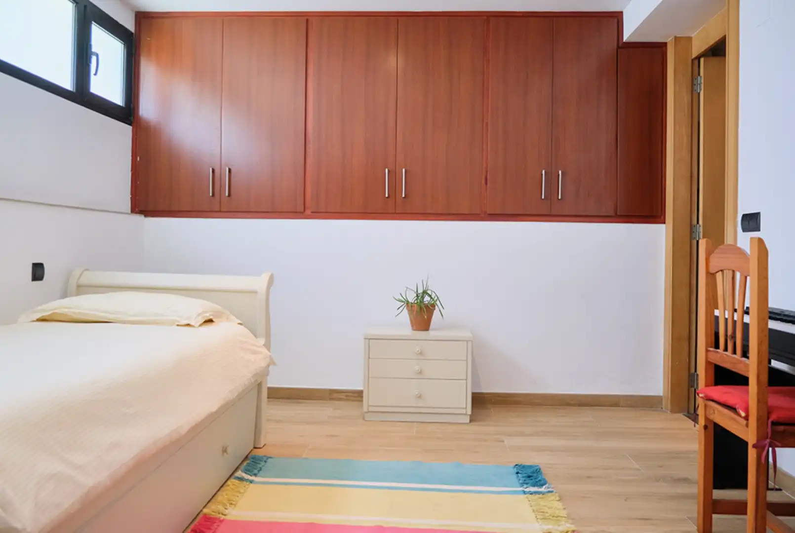 Piso en venta en Calle Valdenoja, 27, Valdenoja Habitación de Piso en venta en Santander con Terraza y Parking comunitario