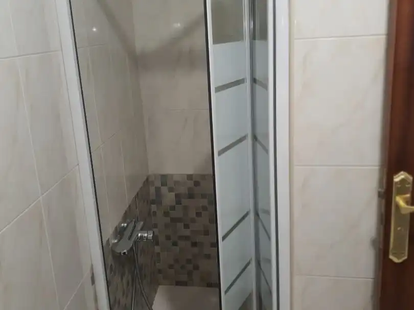 Baño de Estudio de alquiler en  Logroño con Calefacción y Amueblado