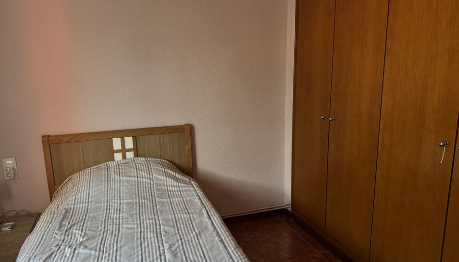 Room in Carrer D'alcalà Galiano, 8, El Vedat - Santa Apolonia, Torrent - image 1 Photo 1 of Room in Carrer D'alcalà Galiano, 8, El Vedat - Santa Apolonia, Torrent