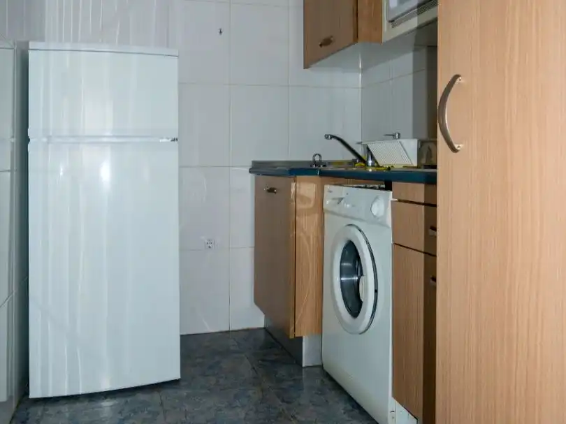 Piso en venta en Urbanización Rìa del Pas, Boo Cocina de Piso en venta en Piélagos con Calefacción, Terraza y Piscina