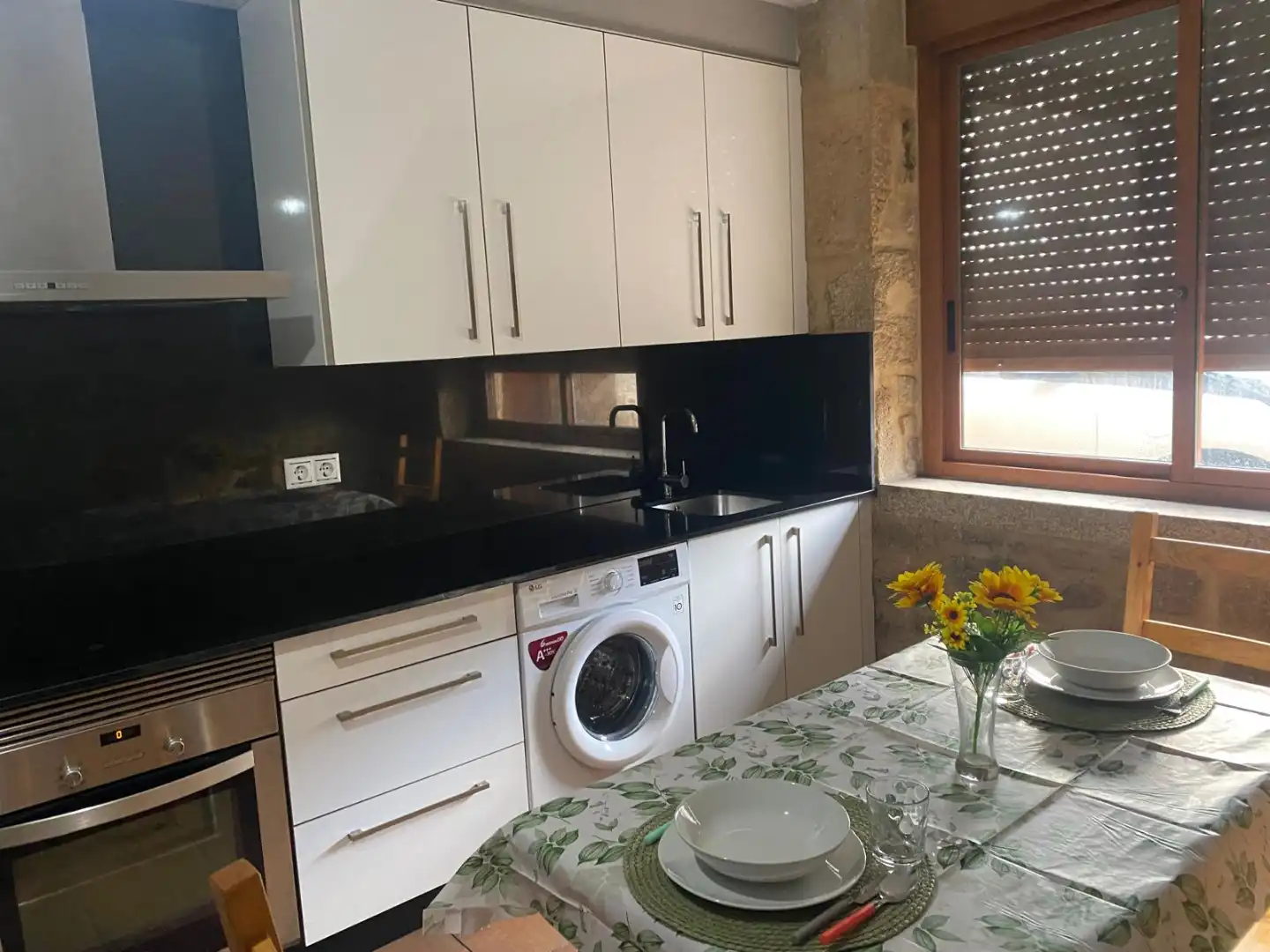 Casa o chalet de alquiler en Rúa Fonte de Galufa, 10, Cornazo Cocina de Casa o chalet de alquiler en Vilagarcía de Arousa con Calefacción, Parquet y Terraza