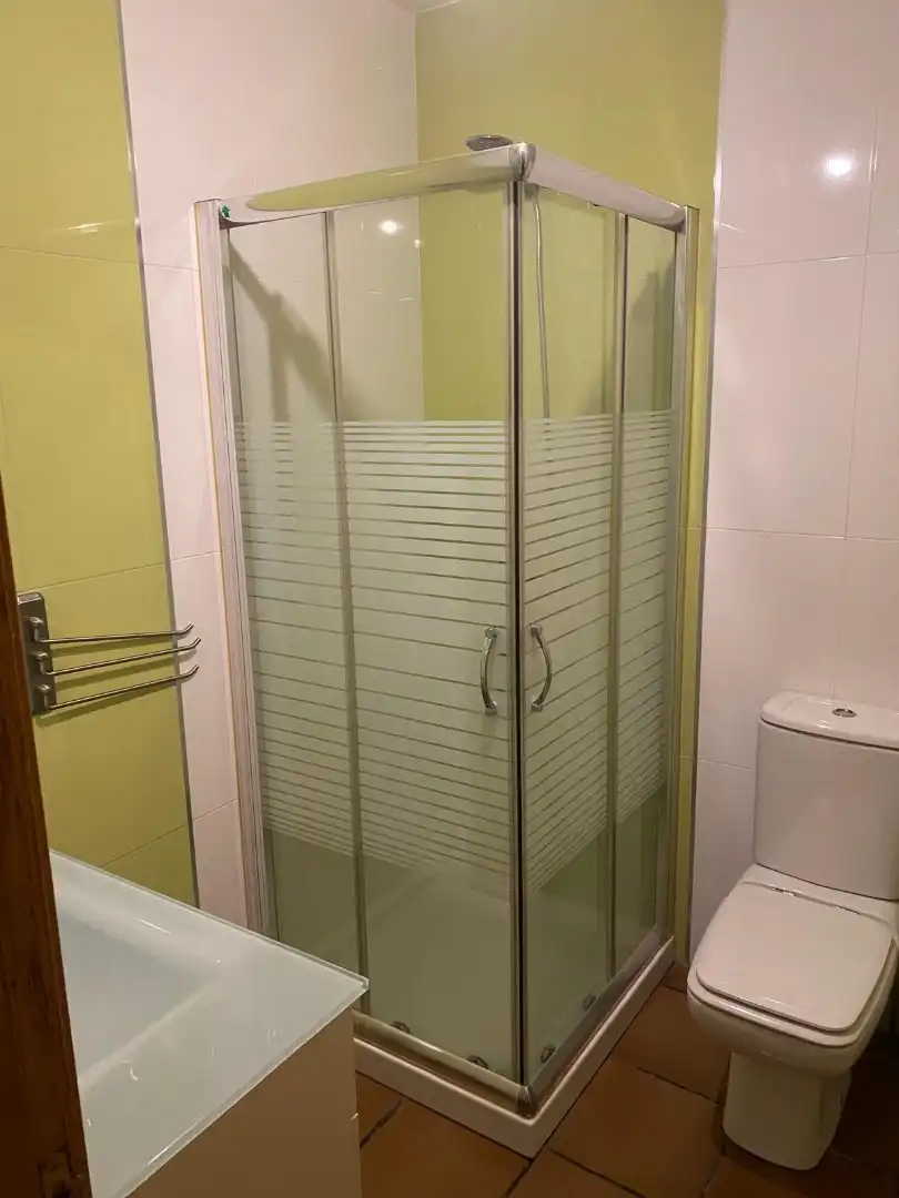 Casa o chalet de alquiler en Rúa Fonte de Galufa, 10, Cornazo Baño de Casa o chalet de alquiler en Vilagarcía de Arousa con Calefacción, Parquet y Terraza