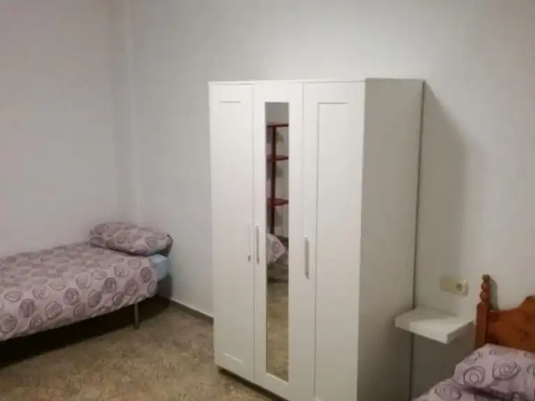 Flat for rent in Calle Ancha de Capuchinos, 10, San Ildefonso Bedroom of Flat for rent in Granada Capital with Balcony