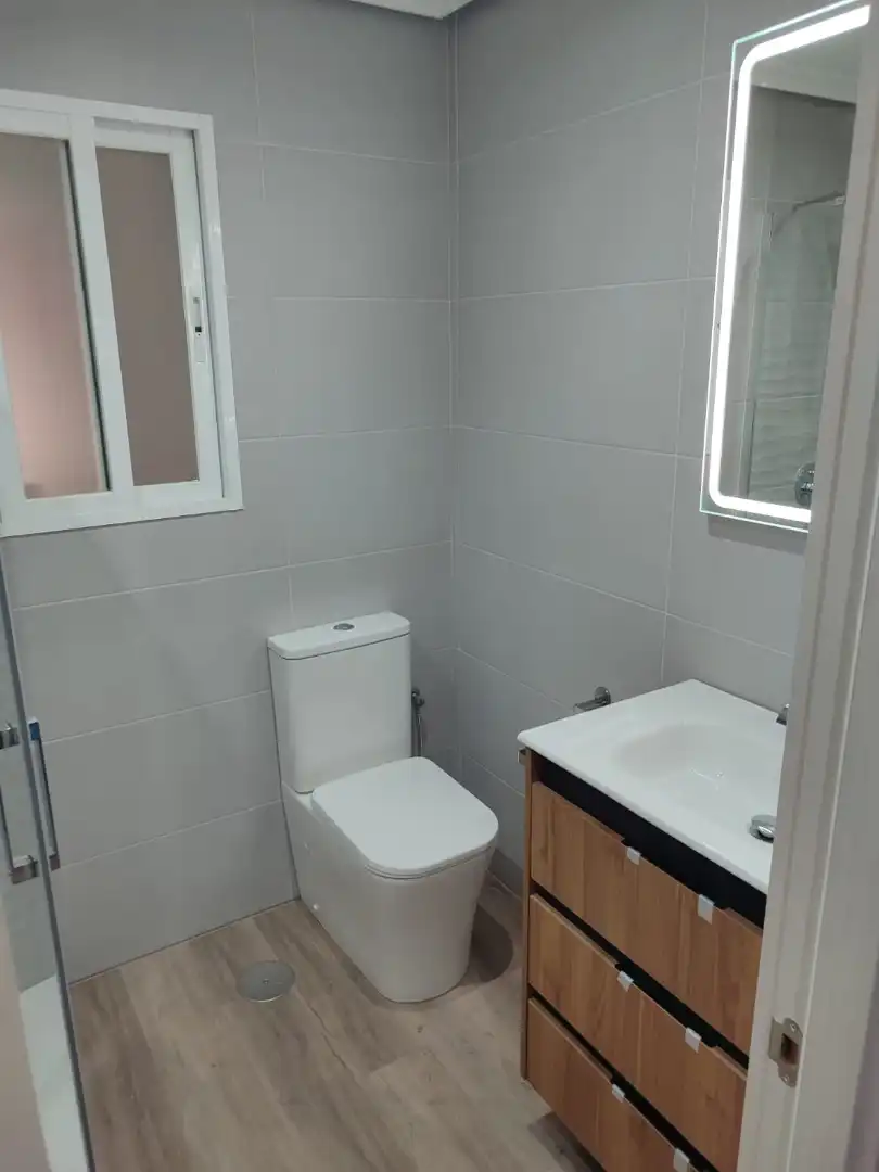 Bathroom of Flat for sale in Talavera de la Reina  with Air Conditioner, Heating and Terrace