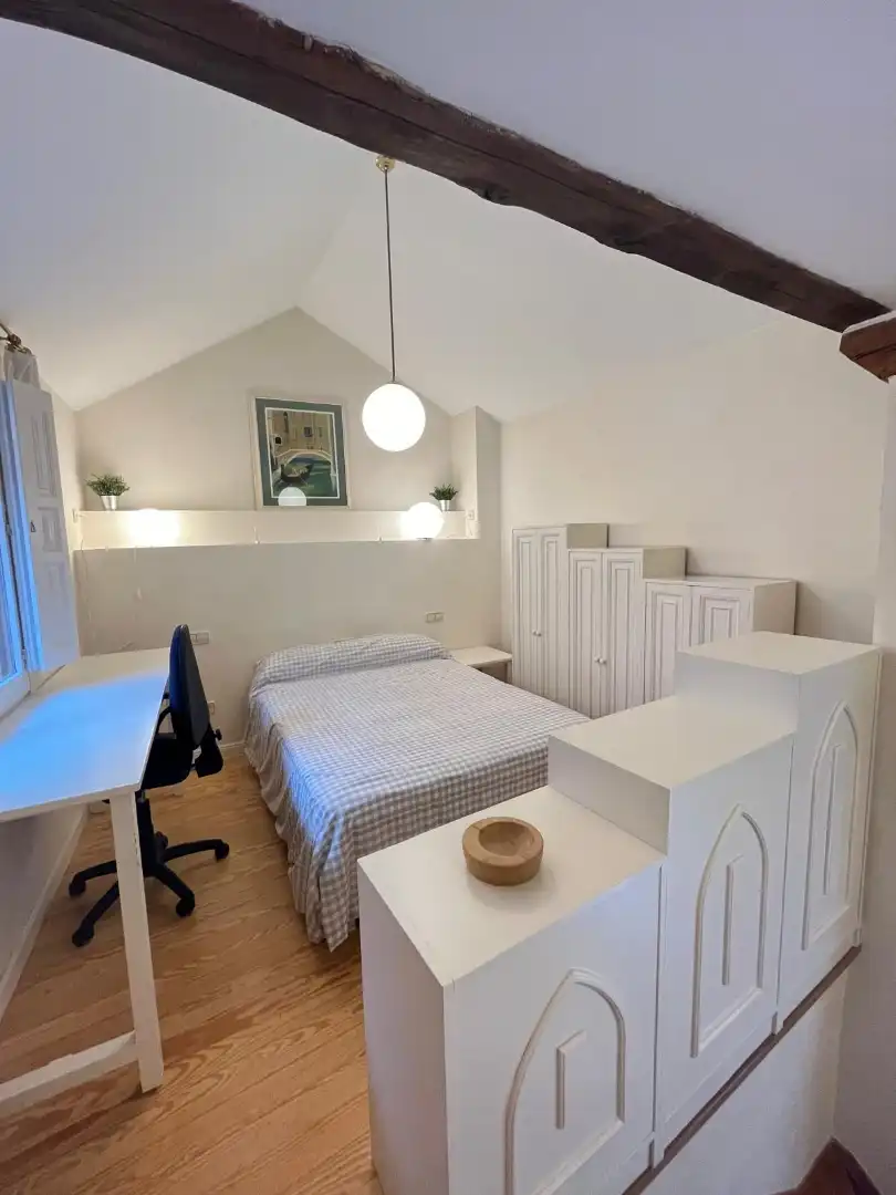 Dormitori de Apartament de lloguer en Segovia Capital