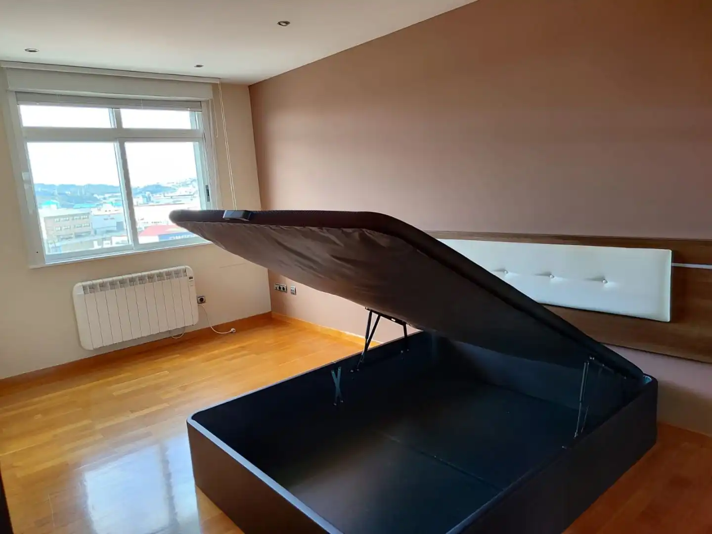 Bedroom of Flat for rent in A Coruña Capital 