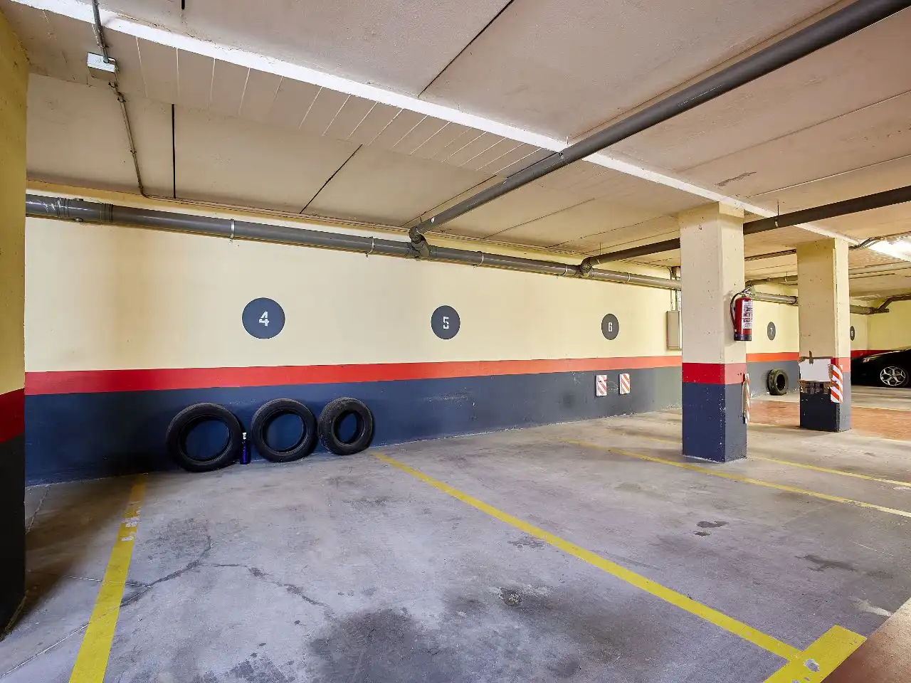 Piso de alquiler en Calle Trilla, 15, Huerta del Rey Parking de Piso de alquiler en Valladolid con Calefacción, Parquet y Trastero