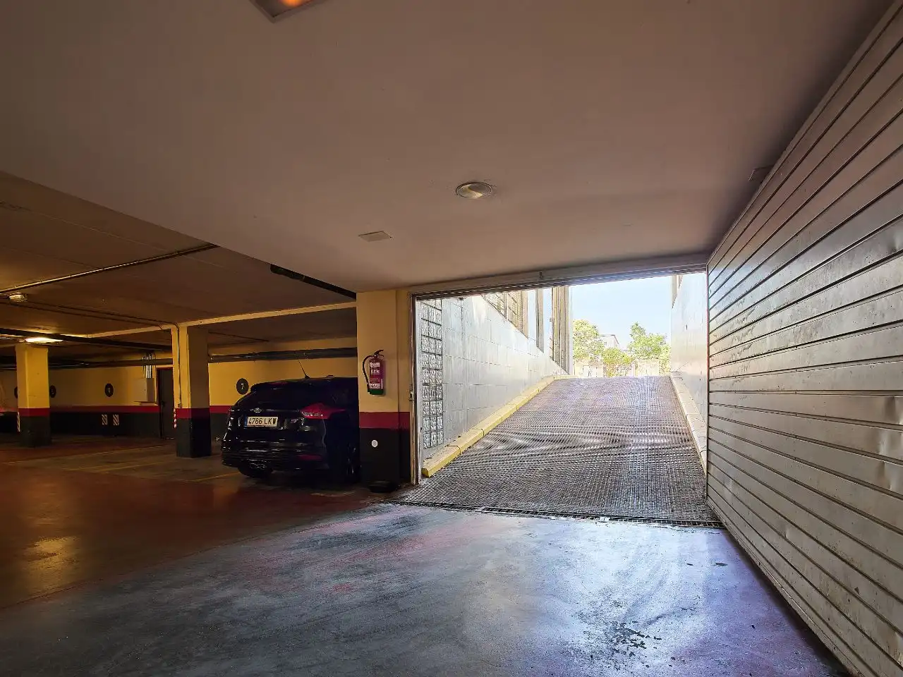 Piso de alquiler en Calle Trilla, 15, Huerta del Rey Parking de Piso de alquiler en Valladolid con Calefacción, Parquet y Trastero