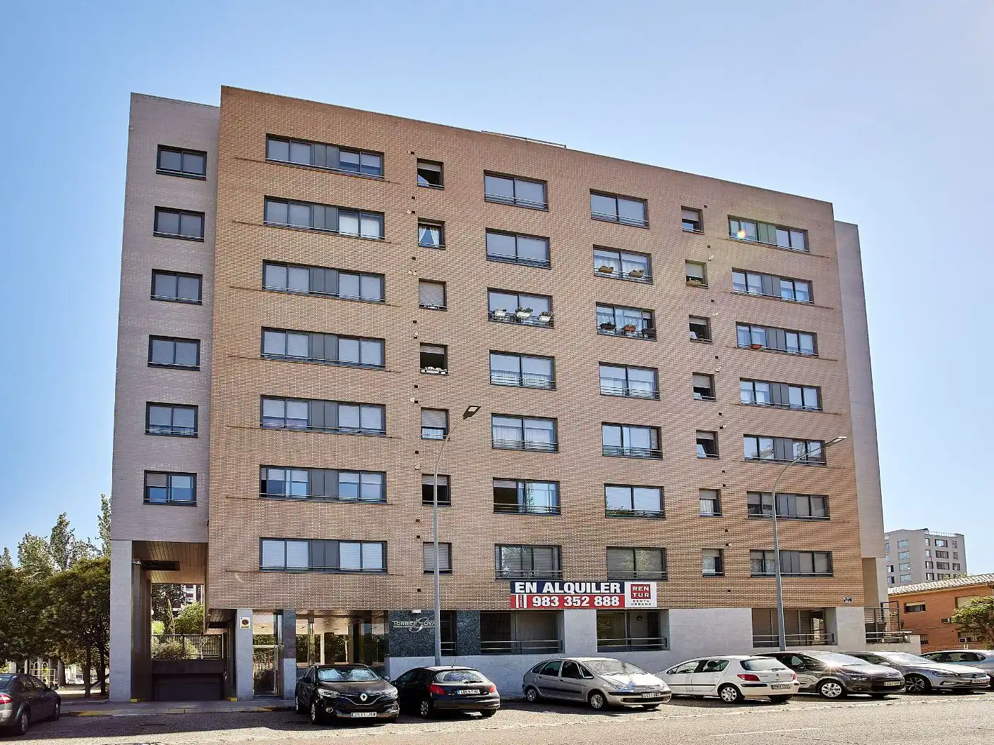 Piso de alquiler en Calle Trilla, 15, Huerta del Rey Vista exterior de Piso de alquiler en Valladolid con Calefacción, Parquet y Trastero