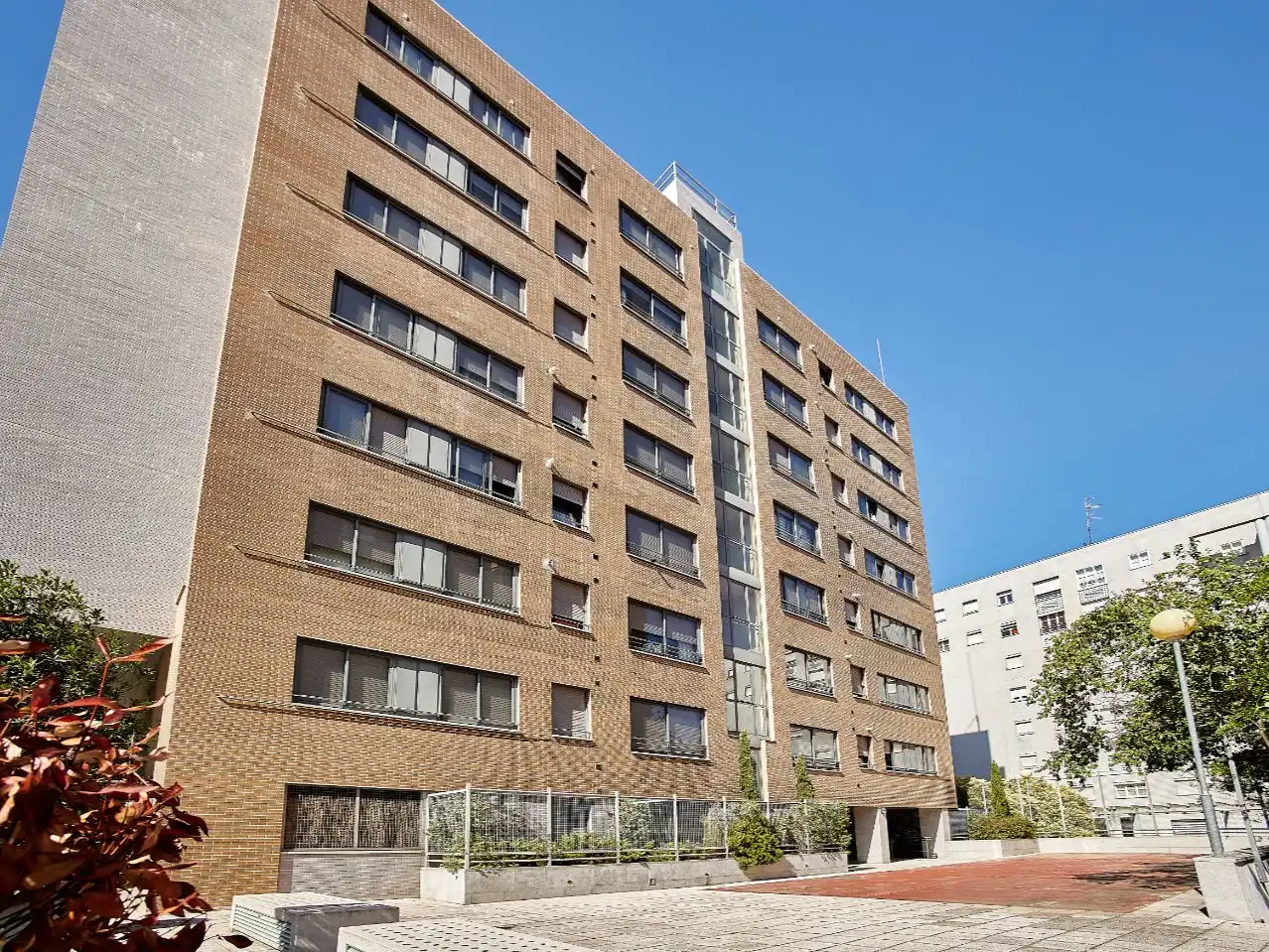 Piso de alquiler en Calle Trilla, 15, Huerta del Rey Vista exterior de Piso de alquiler en Valladolid con Calefacción, Parquet y Trastero